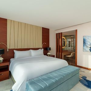 Fairmont Gold Superior King Room Smoking